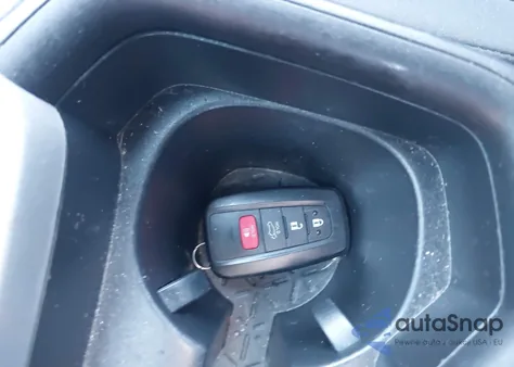 2021 Toyota Rav4 Xle Premium from USA, damaged, VIN 2T3A1RFVXMW175768